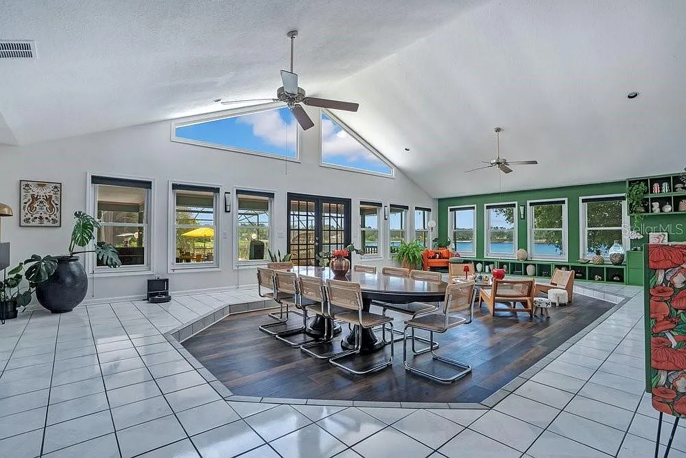 5 bed, 3.5 bath, 3194 sqft, $5,000 — Photo 4