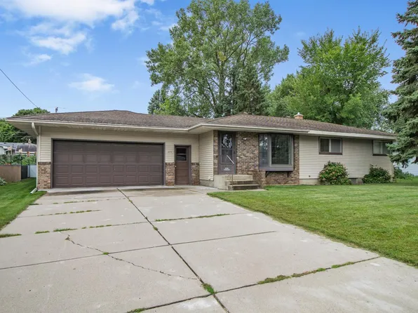 3899 Lakewood Ave, White Bear Township, MN 55110