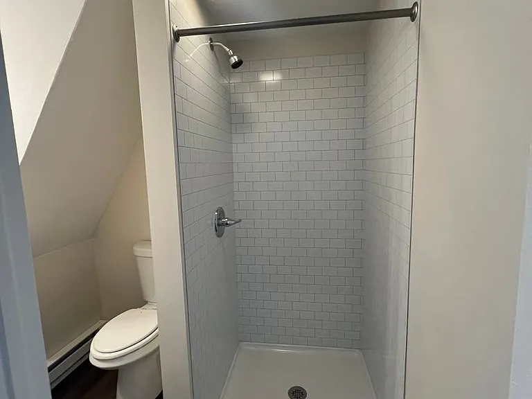 132 W South St — Photo 7