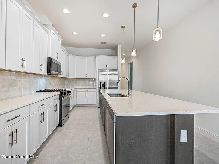 2988 Pangea Cir — Photo 19