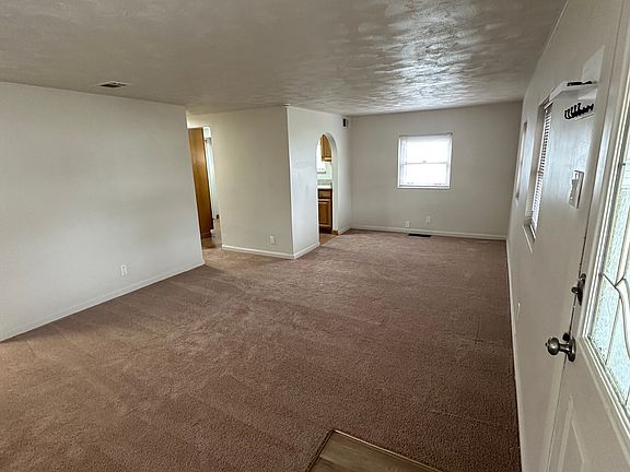 5th image of 214 12th St