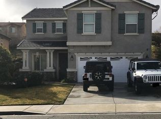 2114 Pearmain Dr, Palmdale, CA 93551