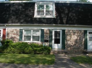 1545 McKool Ave, Streamwood, IL 60107