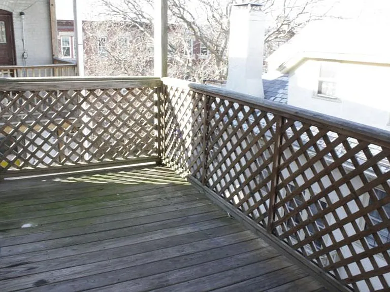 85 Gibbs St #2 — Photo 2