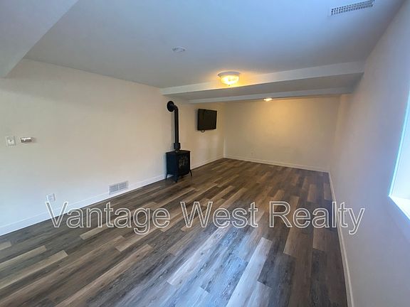 2nd image of 1311B Mountain Ave