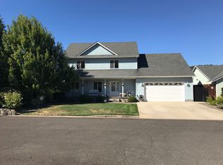 217 Rainbow Ridge Ave, Roseburg, OR 97471