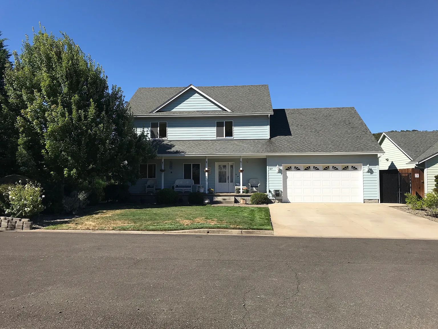 217 Rainbow Ridge Ave photo 1