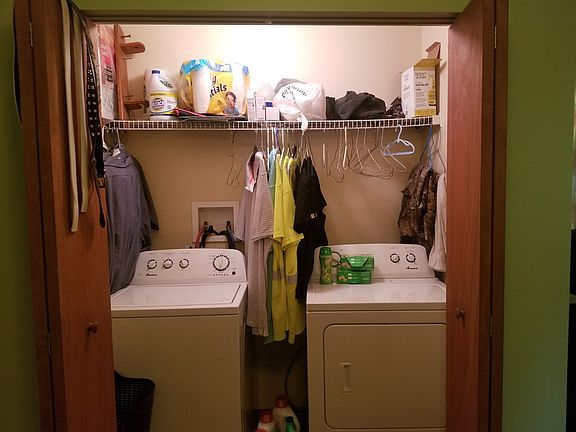 5th image of 619 Easy St