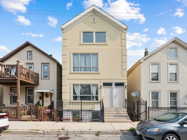 1028 W 20th Pl APT 1, Chicago, IL 60608