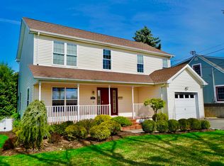 267 Mount Pleasant Ave, Wallington, NJ 07057