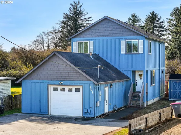 221 N Main Ave, Warrenton, OR 97146