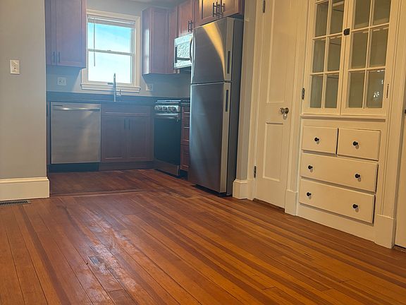 4th image of 12 Madison Ave #1