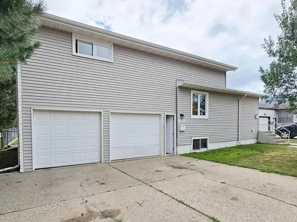 1207 2nd Street SW, 1207 2nd St SW #1207, Mandan, ND 58554