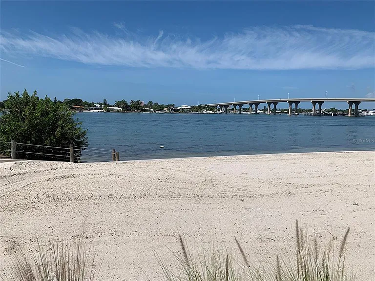 6061 Bahia Del Mar Cir #146 — Photo 24
