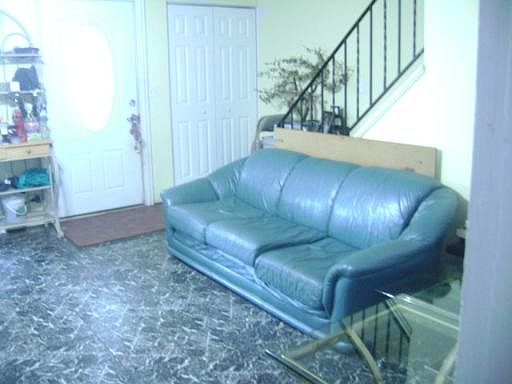 5th image of 2049 Berkshire Cir Unit F