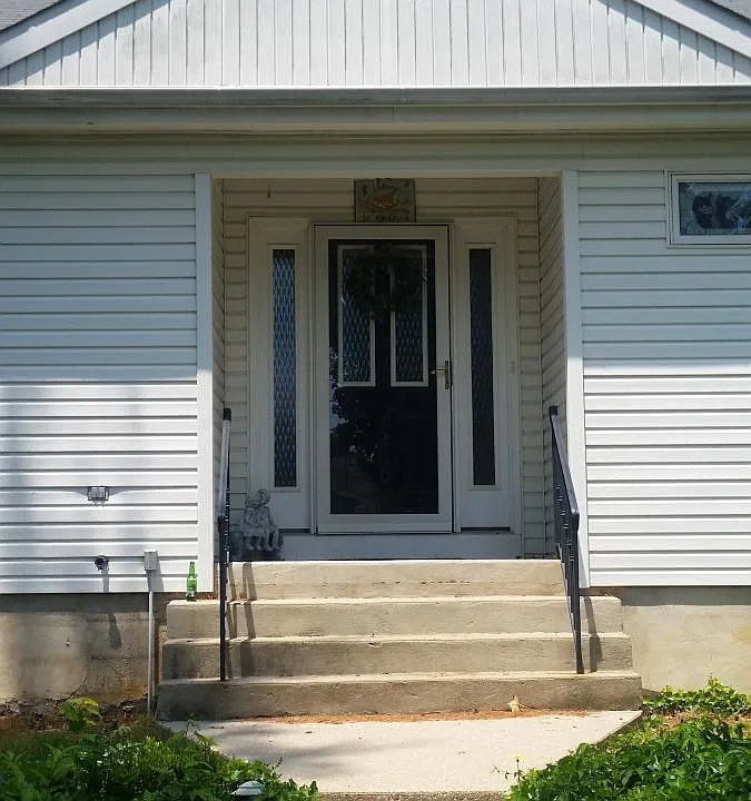 1200 Hawthorne Pkwy