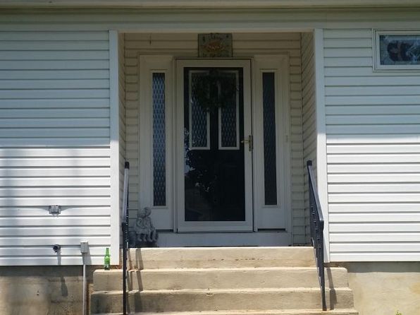 1200 Hawthorne Pkwy