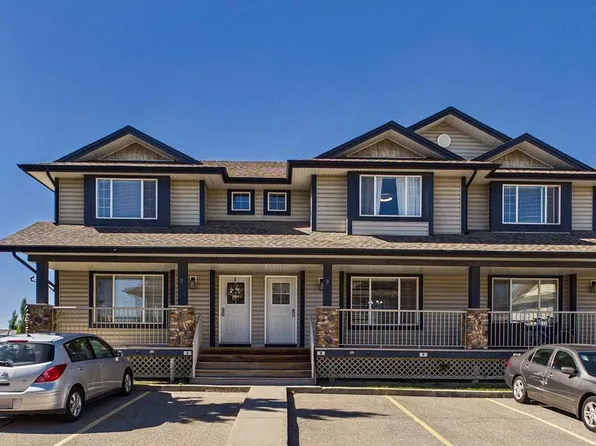 9 SE Citadel Point NW, Calgary, AB T3G 5L2
