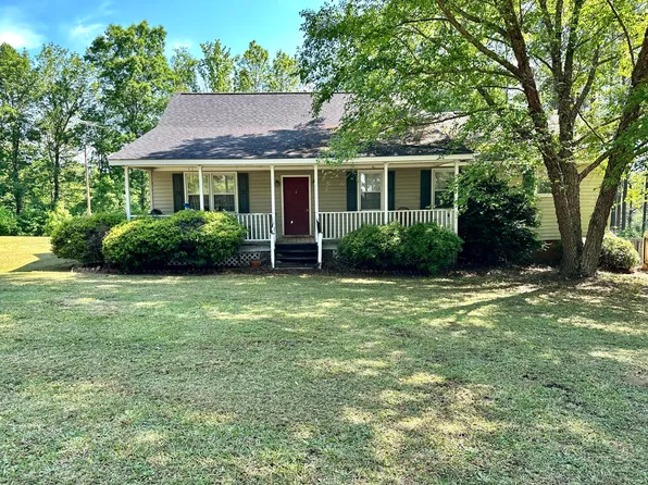 76 Roberts Ln, Salters, SC 29590