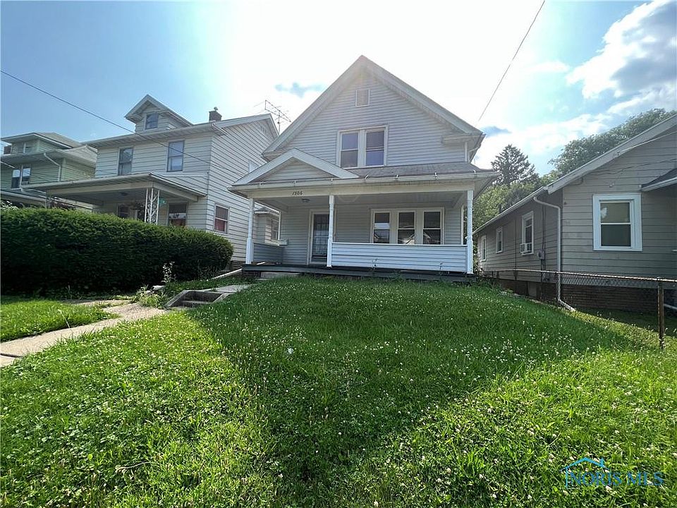 1st image of 1506 Oak St