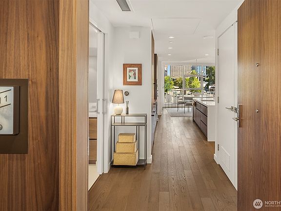 2nd image of 188 Bellevue Way NE #311