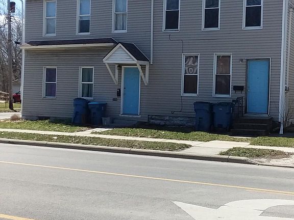 4th image of 3154 Elyria Ave