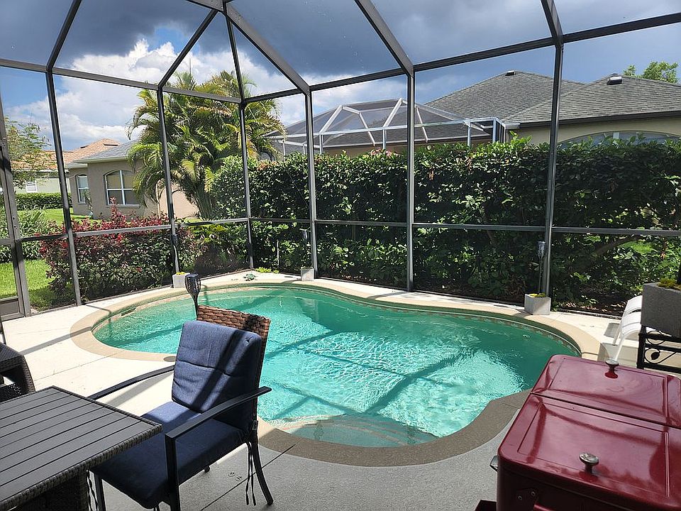 2nd image of 9910 Sugar Mill Dr