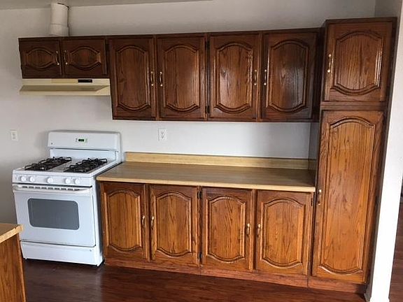 4th image of 3836 E Fountain St