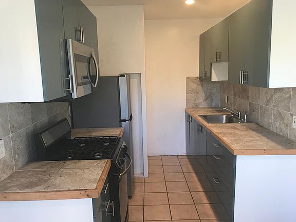 2nd image of 217 20th St