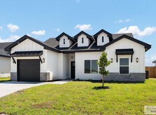 304 N Leon Ave, Elsa, TX 78543