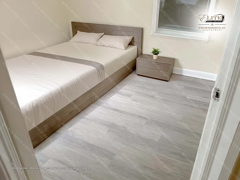 710 Huron St — Photo 13