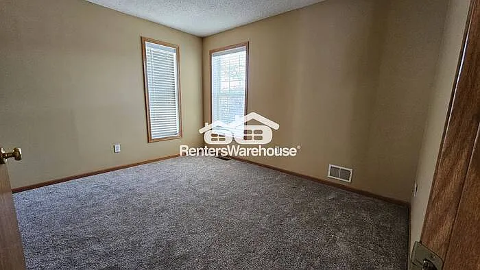 7648 Century Blvd — Photo 18