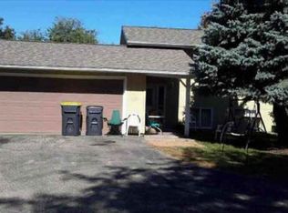 1630 Nottingham Dr, North Mankato, MN 56003
