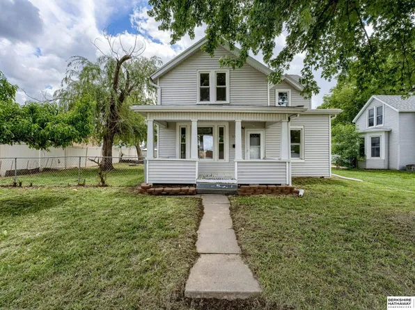 1943 Washington St, Blair, NE 68008