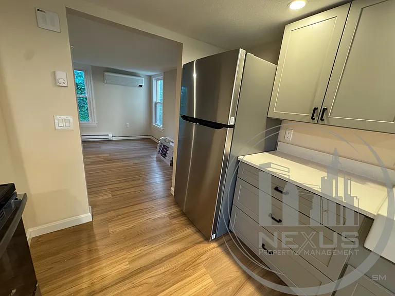 24 Alston Pl #B — Photo 7