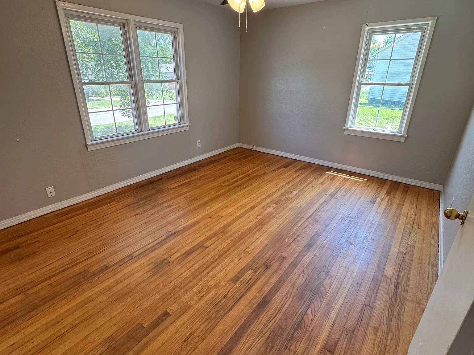 2 bed, 974 sqft, $1,150 — Photo 2