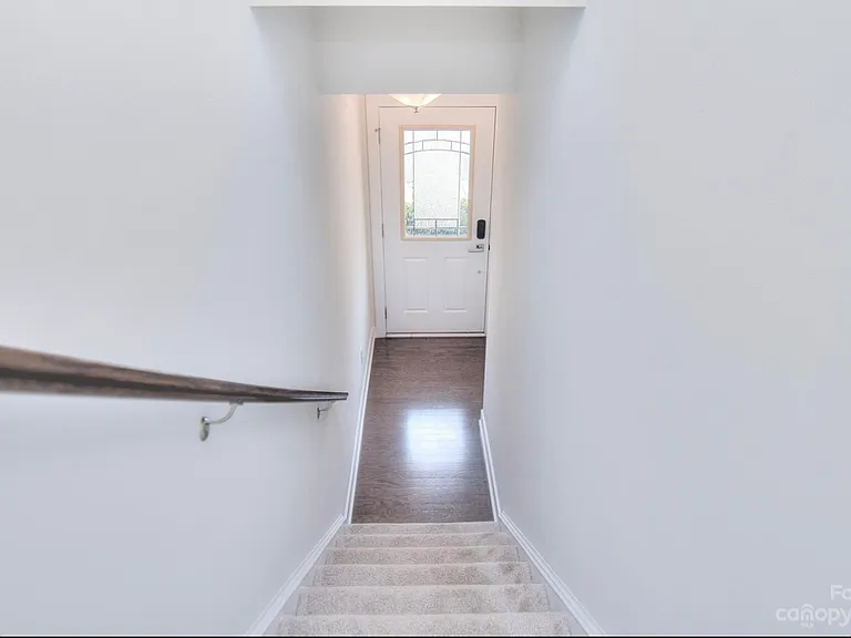 1810 Shumard Ln — Photo 7