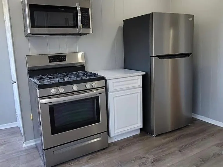 25 Knowles St #2 — Photo 2