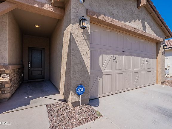 3rd image of 14076 W SURREY Drive