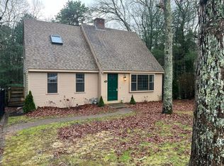 156 Sandy Valley Rd, Marstons Mills, MA 02648