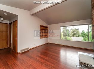 18007 113th Ave SE UNIT A, Renton, WA 98055