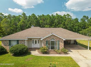 806 Carroll St, Waveland, MS 39576