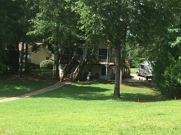 2nd image of 112 Woodhaven Dr