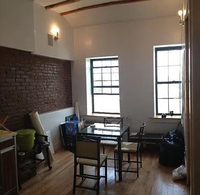 Rented by Full Time Management | media 36