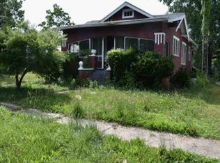 510 Maple St, Zeigler, IL 62999