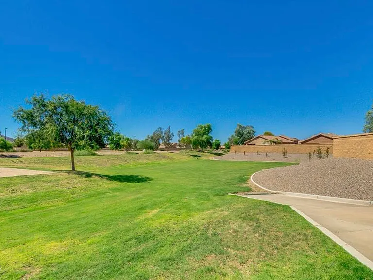 3886 W Dancer Ln — Photo 29