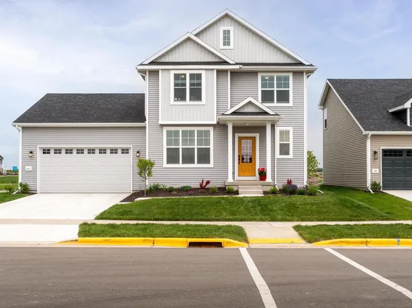 447 Crusader Point, Waunakee, WI 53597