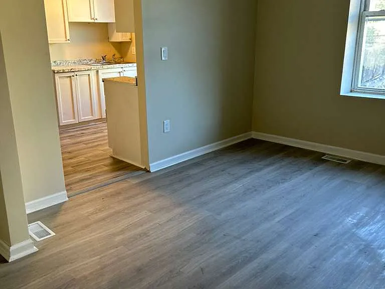 1265 Reservoir Ave #B — Photo 4