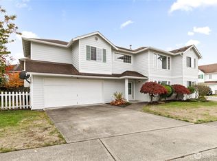 5204 79th St W, Lakewood, WA