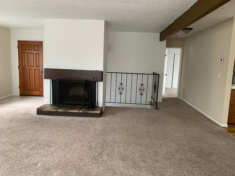 Living room with fireplace